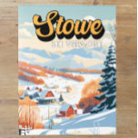 Postal Stowe Vermont Winter Vintage<br><div class="desc">Diseño artístico Stowe Winter que muestra el paisaje invernal.</div>