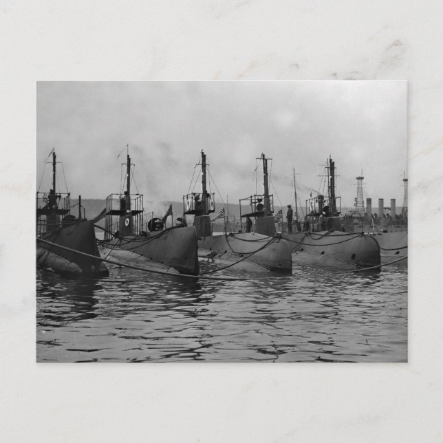 Postal Submarinos listos para la acción, 1911 (Anverso)
