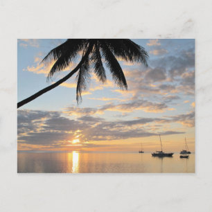Postal Sunset cerca de la isla Robinson Crusoe