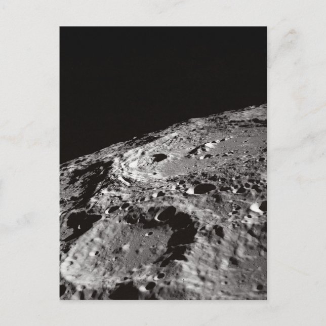 Postal Superficie lunar y horizonte (Anverso)
