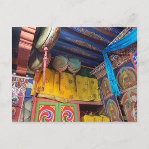 Postal Tambores dentro de un templo
