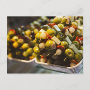 Postal Tapas hechas con aceitunas rellenas