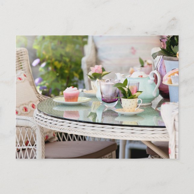 Postal Té y pasteles por la tarde en el jardín (Anverso)
