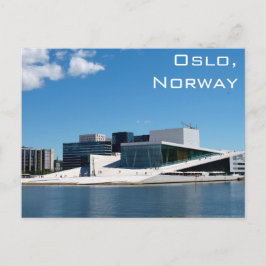 Postal Teatro de la ópera de Oslo en Noruega en un día de