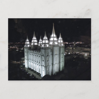 Postal Templo de Salt Lake City por la noche.