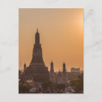 Templo Wat Arun Bangkok Tailandia al atardecer
