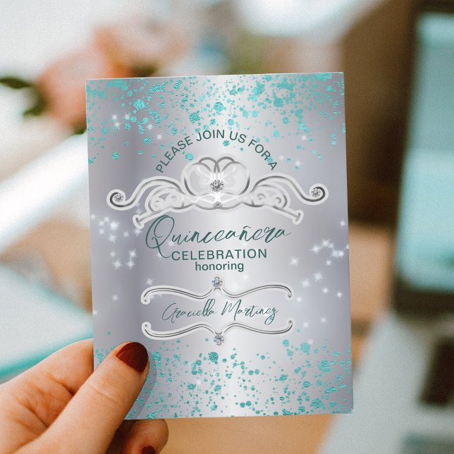Postal Tiara de Quinceañera Verde Azulada con Joyas de Pl (Subido por el creador)