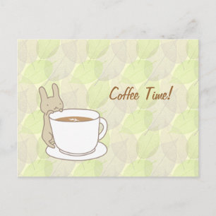 Postal Tiempo de café con un conejo lindo