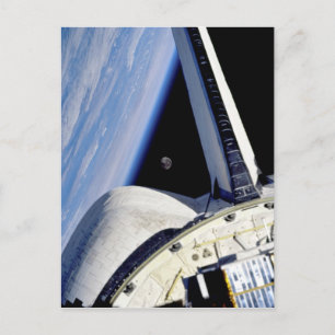 Postal Tierra y Luna desde el transbordador espacial Disc