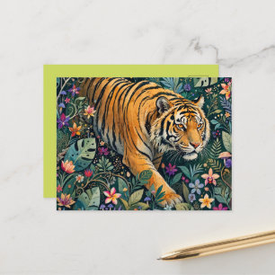 Postal Tigre con ojos ámbar, follaje de jungla de fantasí