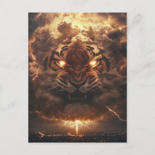 Postal Tigre del trueno que surge de la tormenta