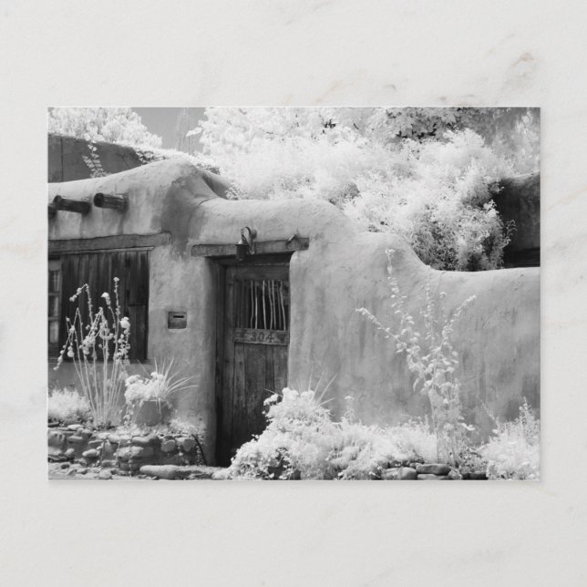 Postal Típica puerta de adobe y entrada en Santa Fe, Nuev (Anverso)