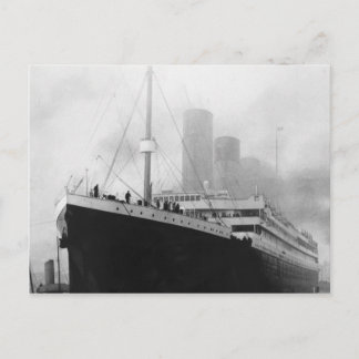 Postal Titánico en muelle en Southampton