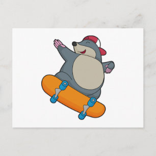 Postal Topo como patinador con monopatín