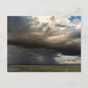 Postal Tormenta formándose sobre las laderas cercanas del