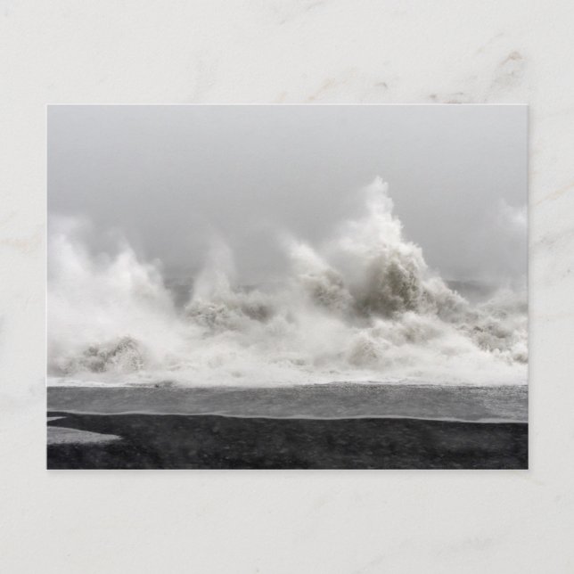 Postal Tormenta invernal agitada en el océano (Anverso)
