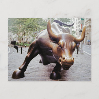 Postal Toro cargando en Wall Street