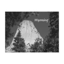 Torre de los demonios blancos y negros