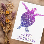 Postal Tortuga marina FELIZ CUMPLEAÑOS! Violeta<br><div class="desc">¡Mira este encantador arte hecho a mano por ti! No dudes en añadir tu propio texto o cambiar los colores. ¡Visita mi tienda para más! Si quieres algo personalizado ponte en contacto,  mi información de contacto está en mi página de compras.</div>