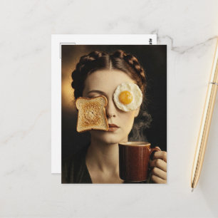 Postal Tostada Surrealista de Desayuno Mujer con Huevo y