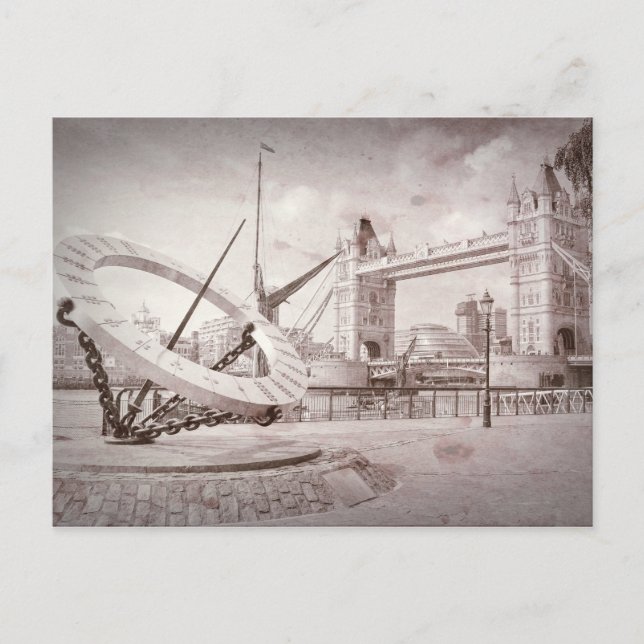 Postal Tower Bridge y Sun Dial, London UK Postcard (Anverso)