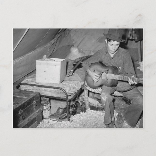 Postal Trabajadora de granjas tocando guitarra, 1939 (Anverso)