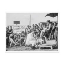 Tratamientos De Toque En La Playa, 1922