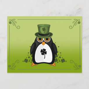 Postal Trébol de Pingüino Afortunado sobre Gradiente Verd