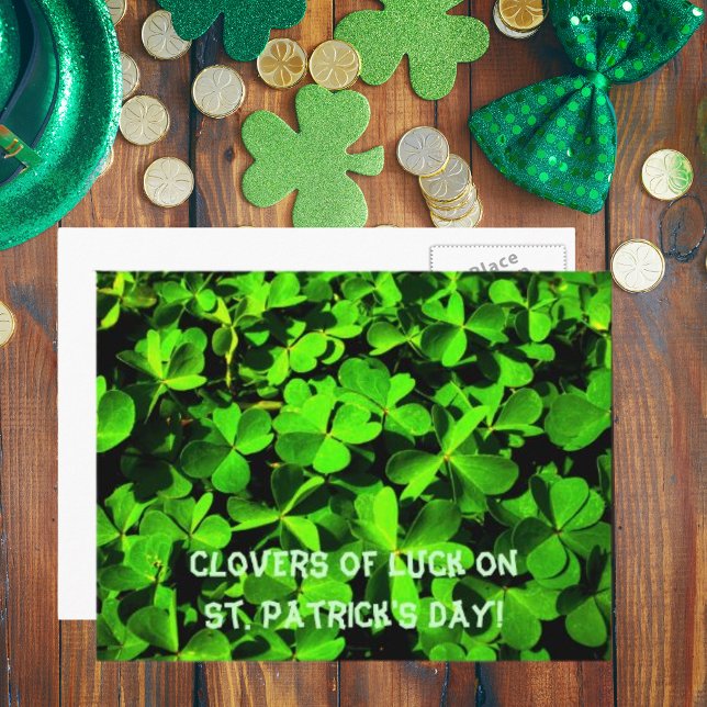 Postal Trejoles de la Suerte en el Día de San Patricio (Clovers of Luck on St. Patrick's Day Postcard)