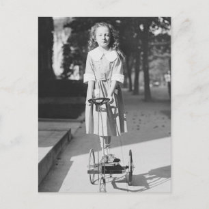 Postal Triciclo de chica en bicicleta, 1918