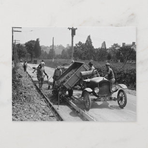 Postal Tripulación de carretera en trabajo, 1925