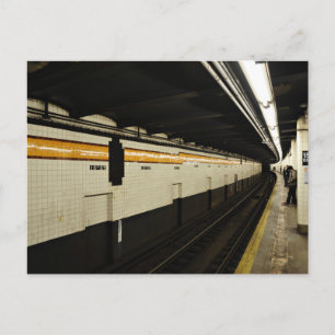 Postal Túnel de metro con pared de tejas