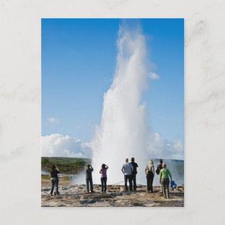 Postal Turista observando Strokkur