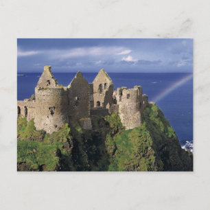 Postal Un arco iris golpea el Castillo de Dunluce medieva
