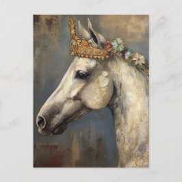 Postal Un caballo gris con una corona floral