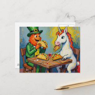 Postal Un duende y un unicornio comiendo tacos