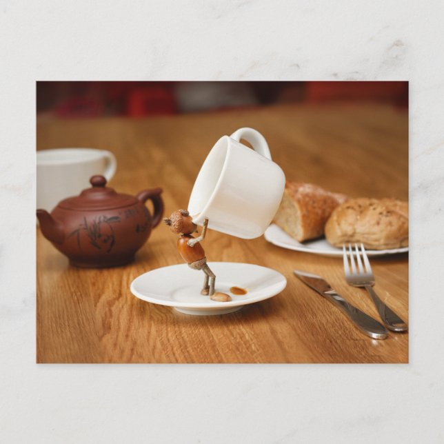 Postal ¡Un elfo de bellota está bebiendo mi café! (Anverso)