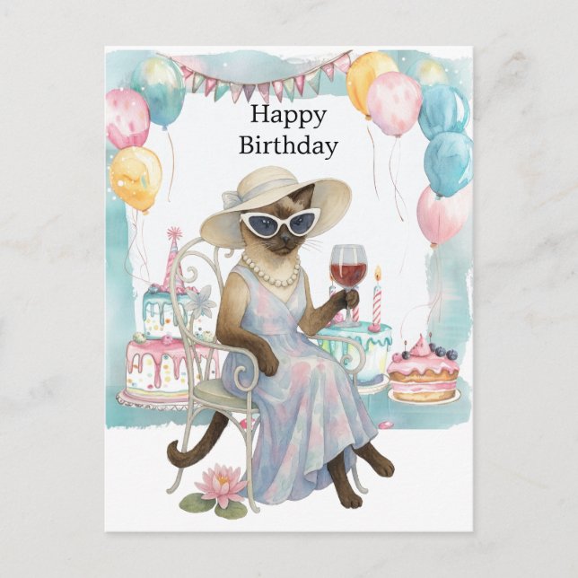 Postal Un gato siamés está bebiendo vino Feliz cumpleaños (Anverso)