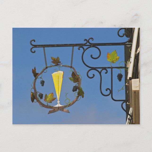 Postal Un letrero de hierro forjado que ilustra el tema (Anverso)