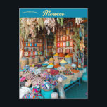 Postal Un mercado en Marruecos<br><div class="desc">Esta postal cuenta con un mercado en Marrakech,  Marruecos. Marrakech es la cuarta ciudad más grande del Reino de Marruecos. Crédito de la foto: zakariae daoui,  2020. Disfrute de su nuevo mercado en Marrakech,  Marruecos!</div>