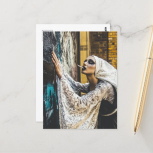 Postal Una monja de Gótico