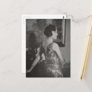 Postal Una mujer en 1930 Blanco y Negro
