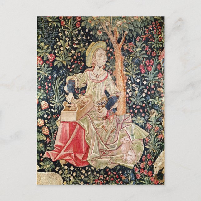 Postal Una mujer girando (Anverso)