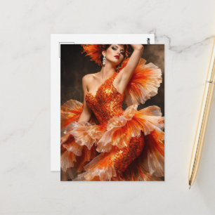 Postal Una mujer hermosa en un vestido de pez dorado