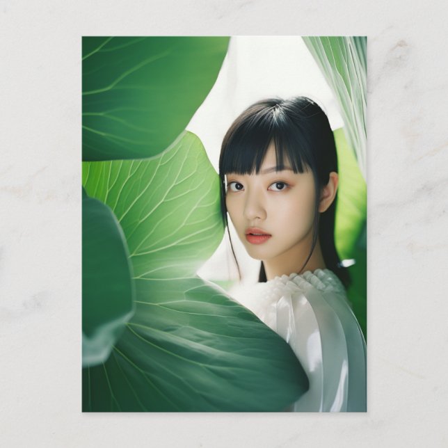 Postal Una mujer maravillosa de Asia (Anverso)