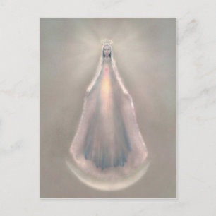 Postal Una mujer vestida con el sol