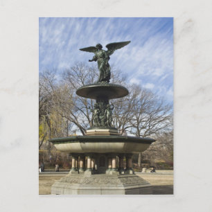 Postal Una seca fuente Bethesda invernal en Central Park
