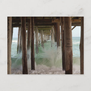 Postal Under the Pier, de Shirley Taylor