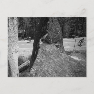 Postal Uno encima de uno abajo