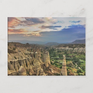 Postal valle del amor en Capadoccia